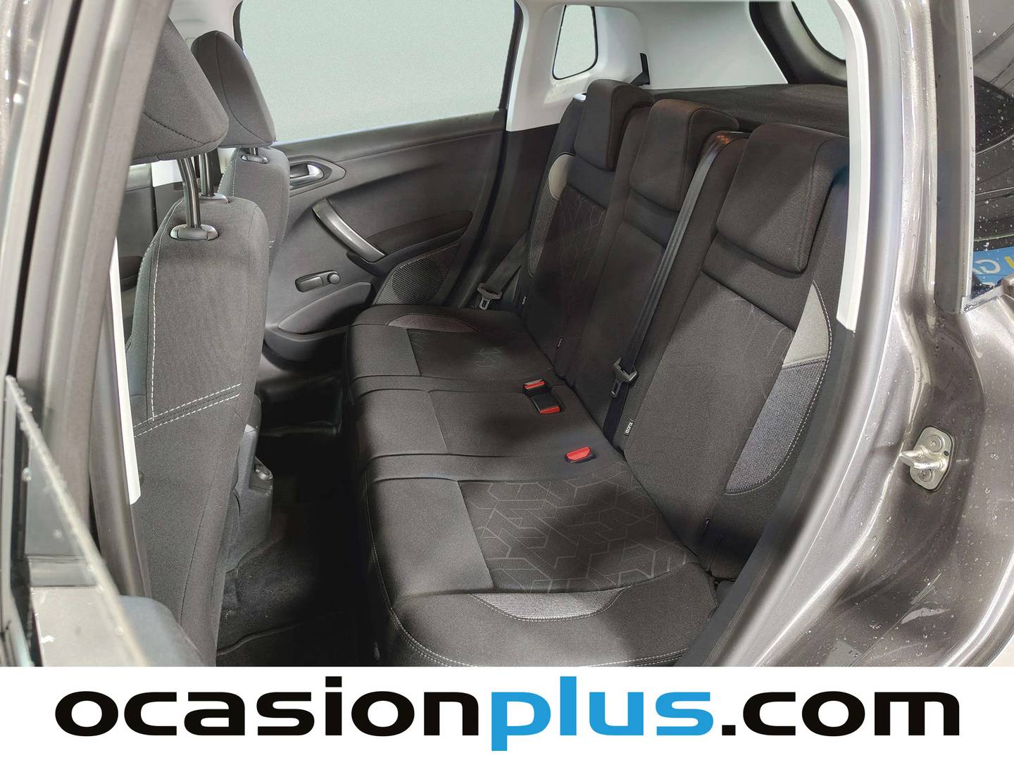 Foto asientos traseros Peugeot 2008 Peugeot 2008 PureTech 110 S&S Style EAT6 (110 CV)