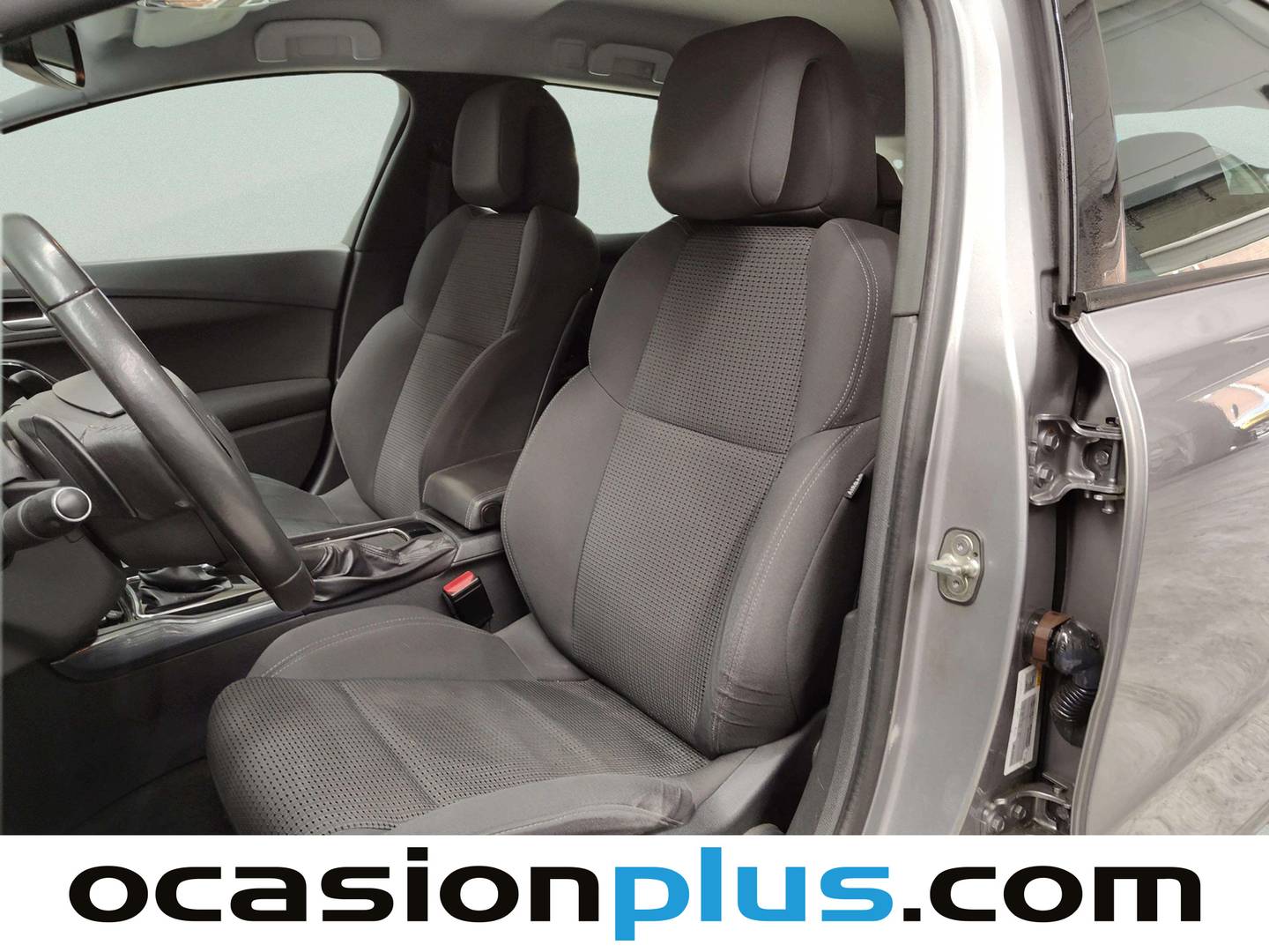 Foto asientos delanteros Peugeot 508 Peugeot 508 SW SW 1.6 BlueHDi Active EAT6 (120 CV)