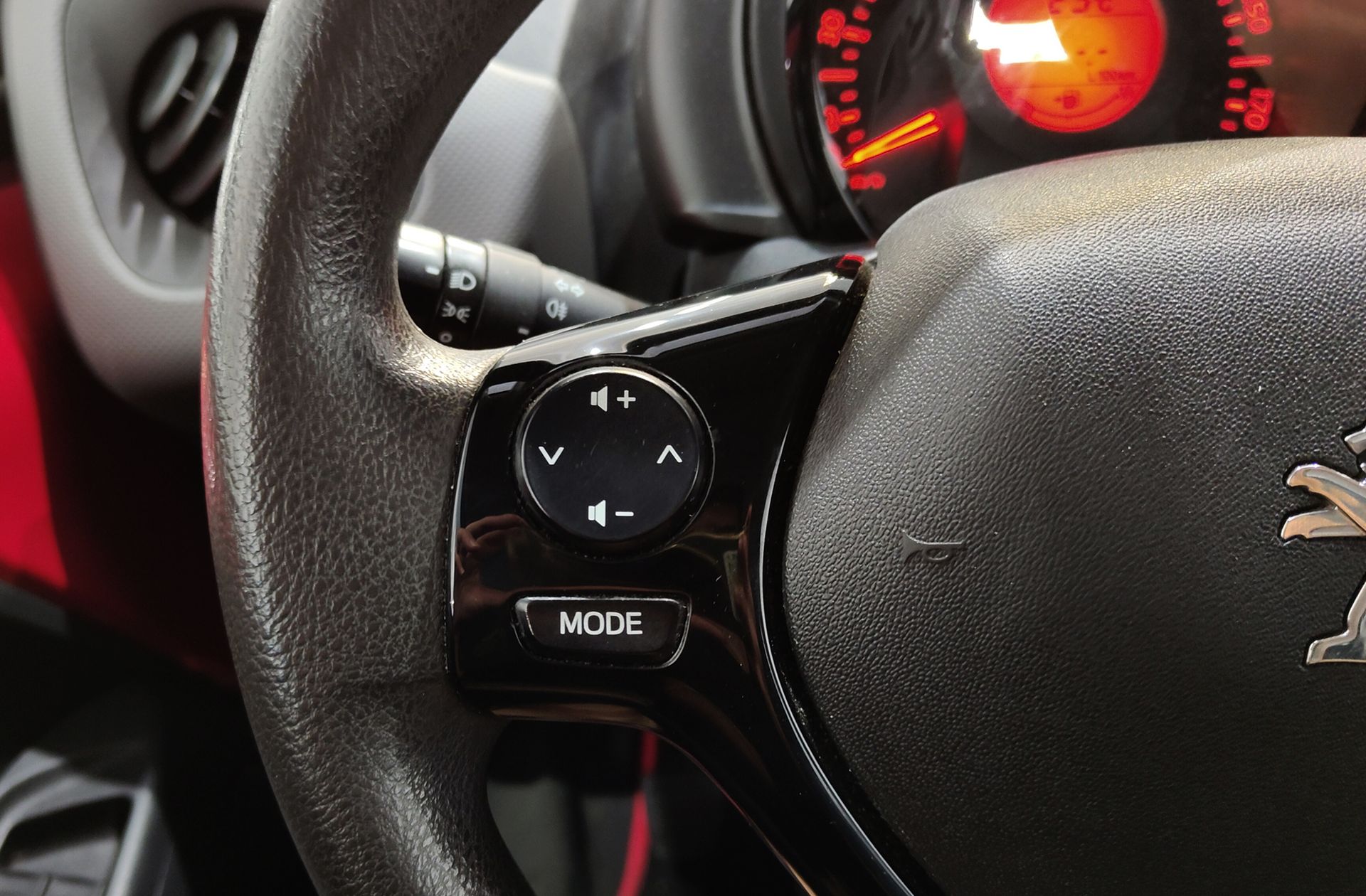 Peugeot 108 1.0 VTi Active - foto 24