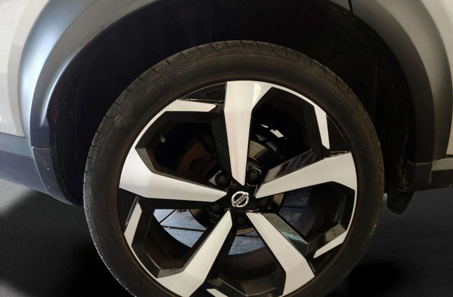Nissan Juke DIG-T Tekna - foto 28