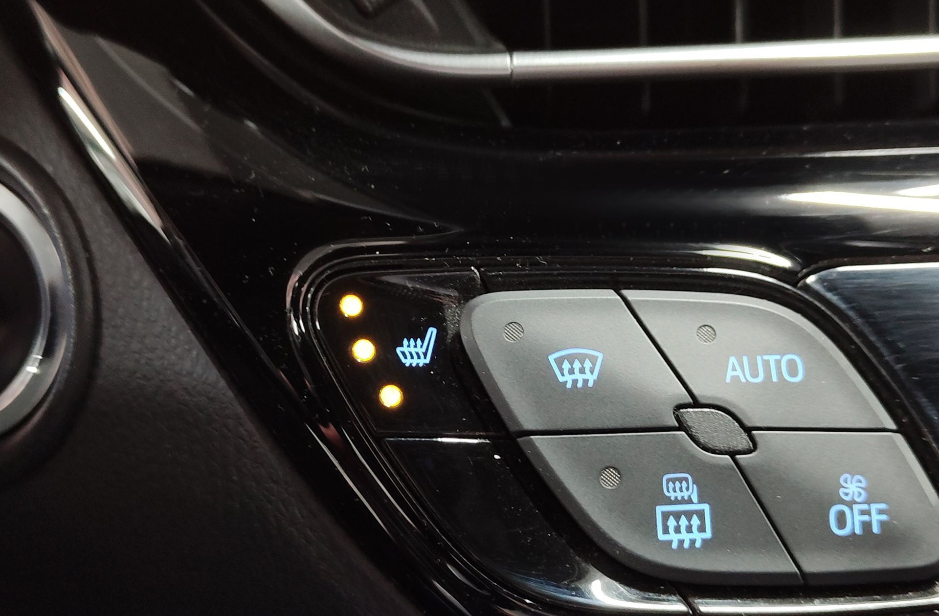 Toyota C-HR 180H GR Sport Black Edition - foto 9