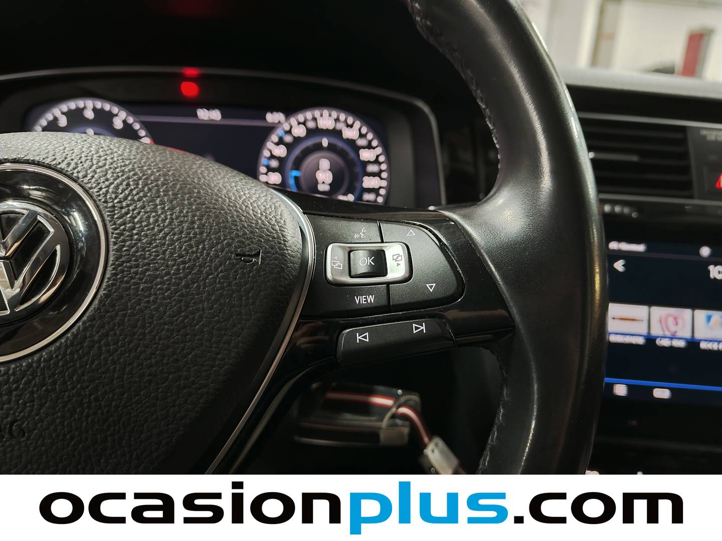 Foto Volkswagen Golf Volkswagen Golf Sport R-Line 1.5 TSI (150 CV)