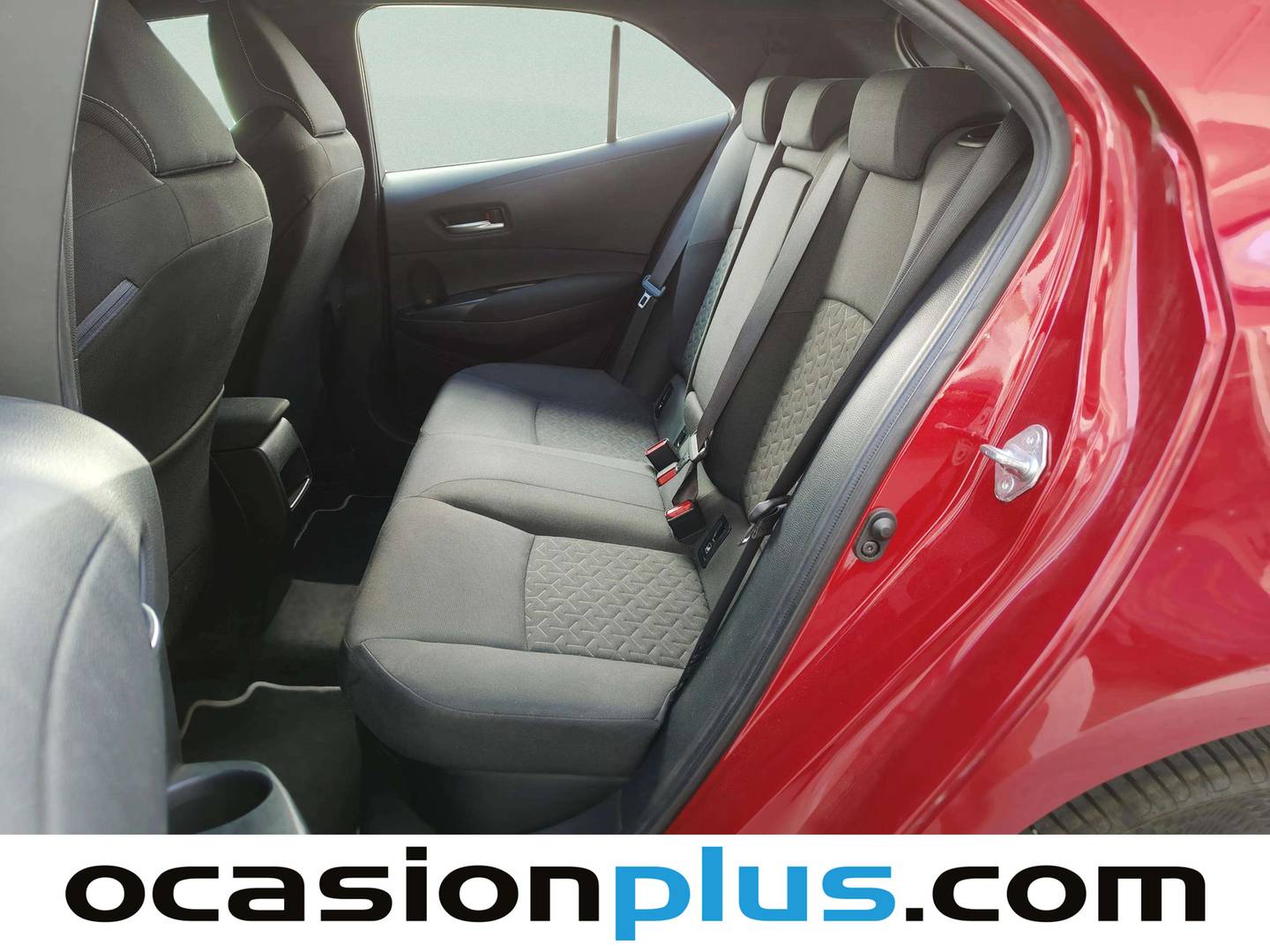 Foto asientos traseros Toyota Corolla Toyota Corolla 1.8 125 Híbrido Active Tech E-CVT (122 CV)