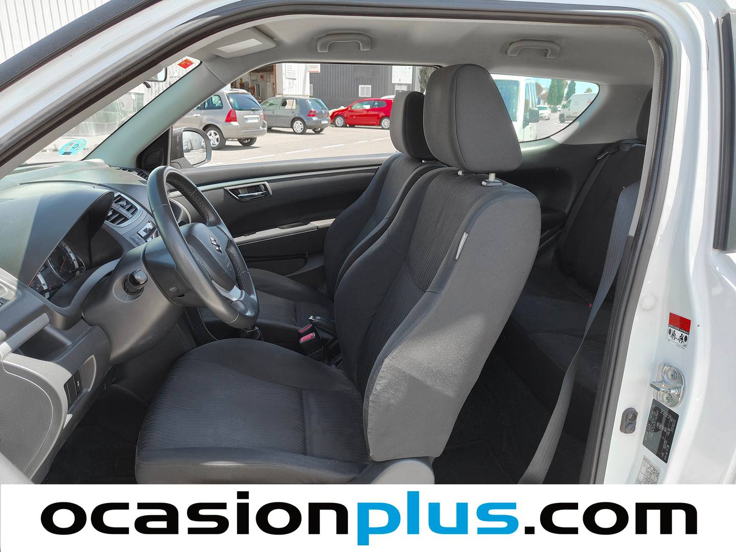 Foto asientos delanteros Suzuki Swift Suzuki Swift 1.2 GL (95 CV)