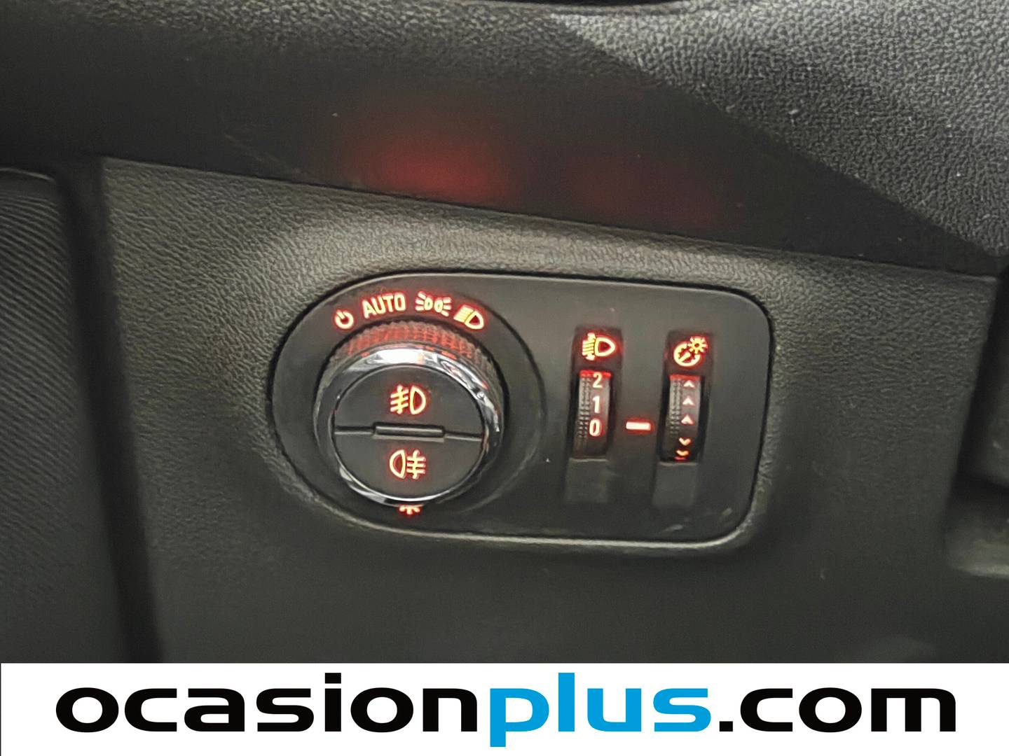 Extras y acabados del Opel Corsa Opel Corsa 1.4 Selective (90 CV)