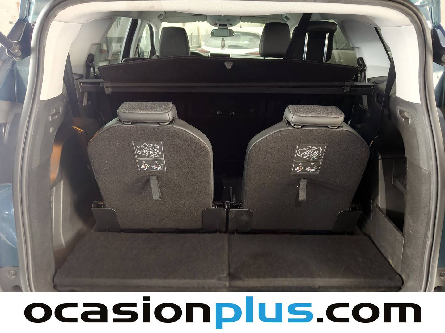 Peugeot 5008 Peugeot 5008 BlueHDi 130 S&S Allure (130 CV) 7 Plazas km 0
