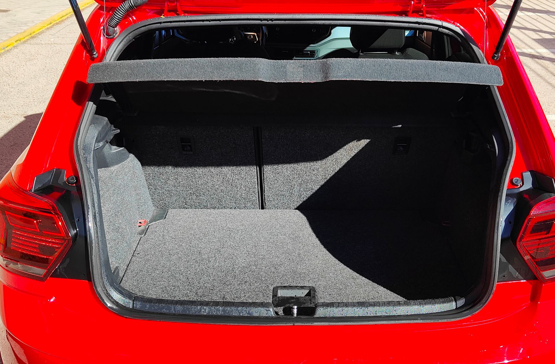 Volkswagen Polo GTI 2.0 TSI DSG - foto 18