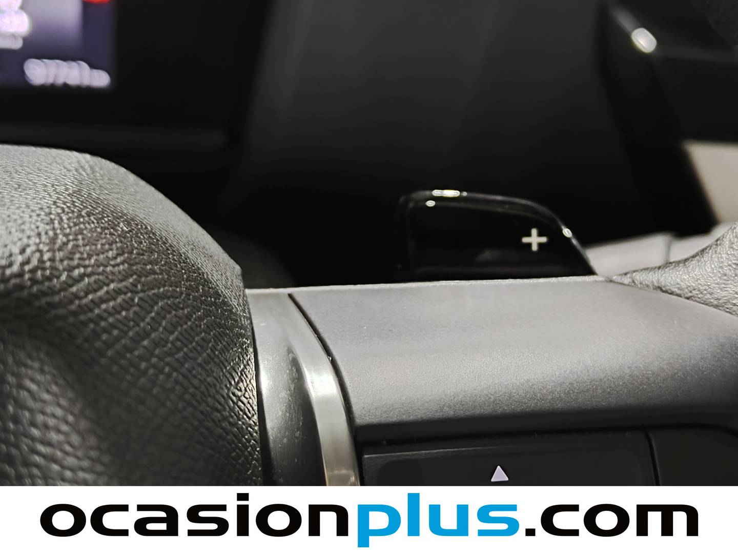 Citroën C4 Citroën C4 PureTech 130 S&S Plus EAT8 (131 CV) gasolina