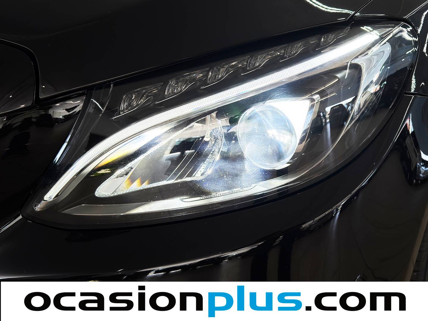 Accesorios del Mercedes Clase C Mercedes Clase C Coupe 300 AMG Line (245 CV)