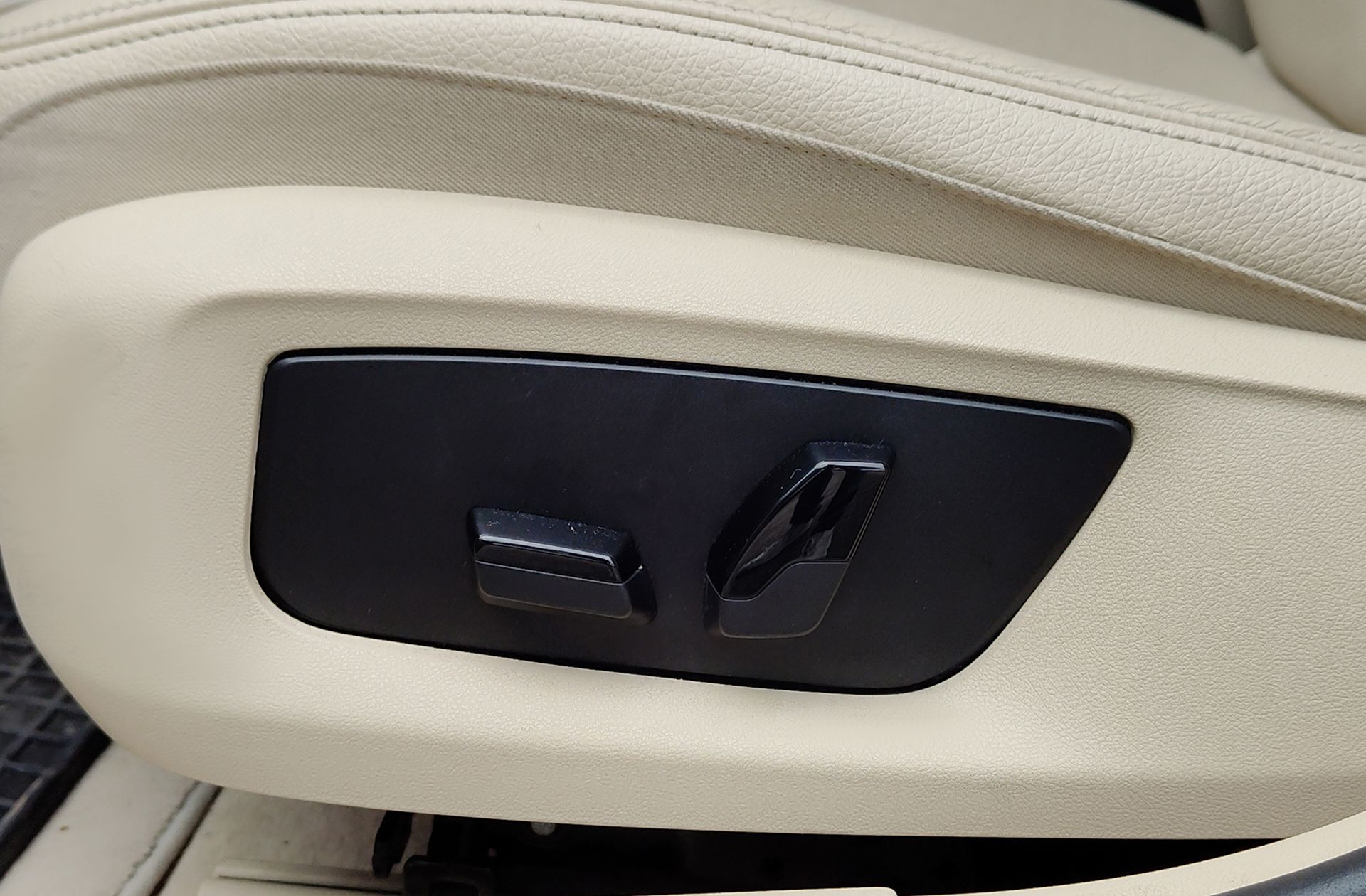 BMW Serie 5 520d Touring - foto 17