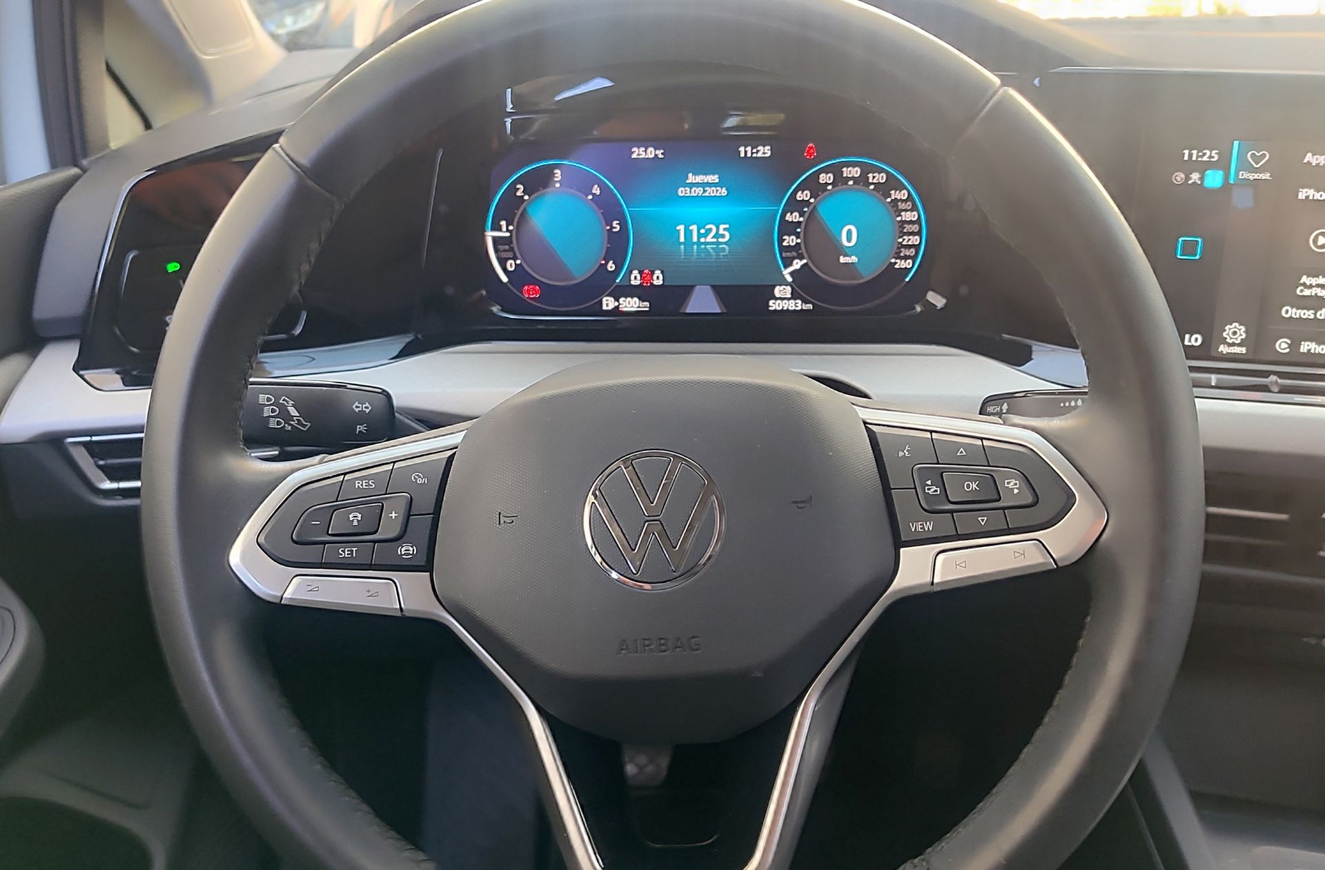 Volkswagen Golf Life 2.0 TDI - foto 24