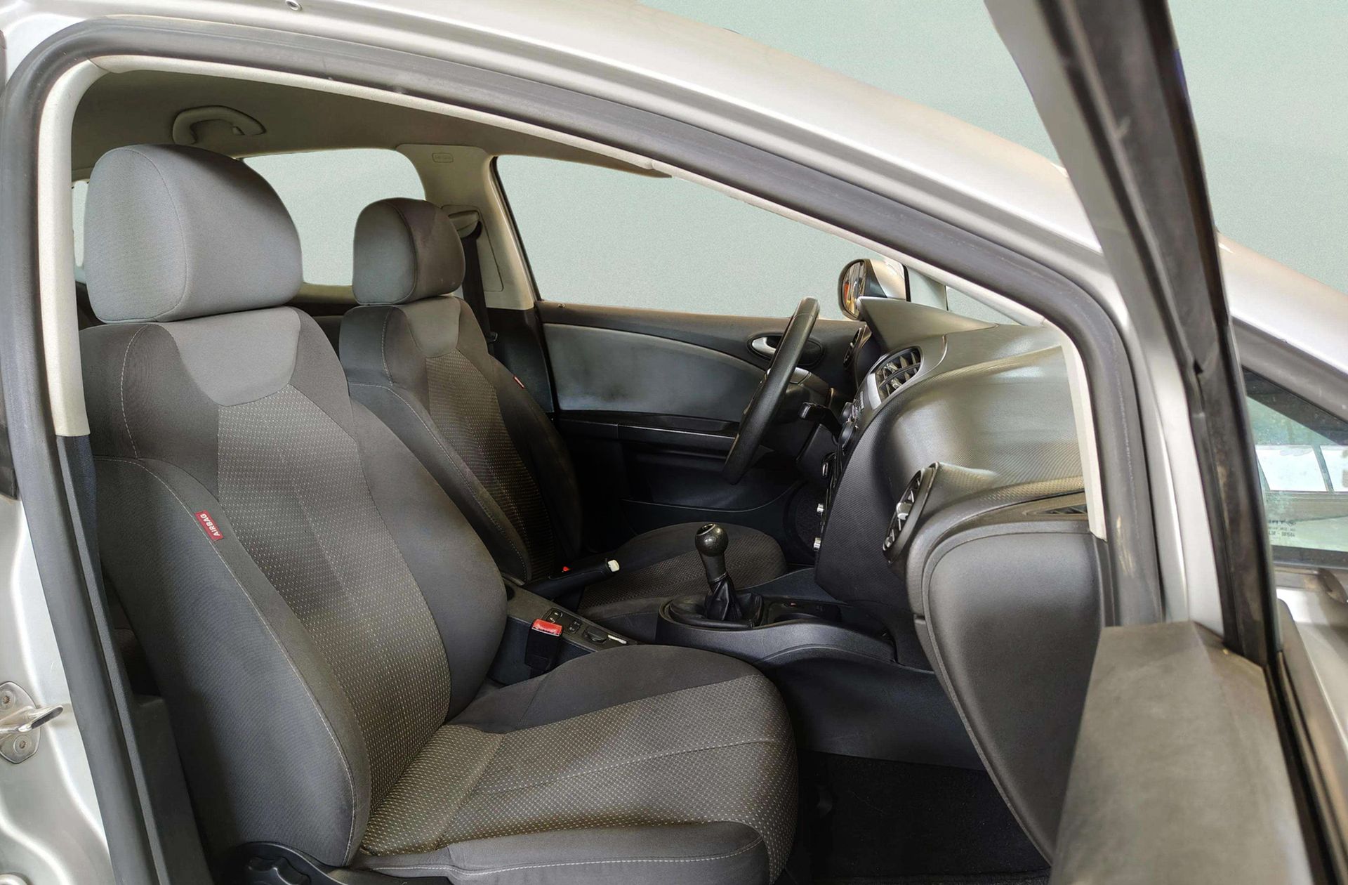 SEAT León 1.6 TDI Style - foto 14
