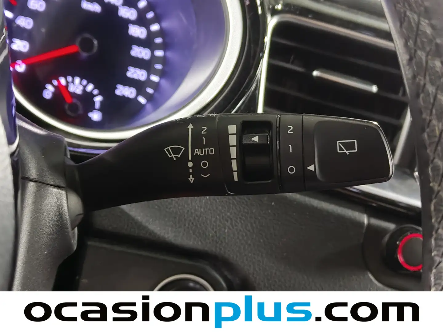 Foto KIA Ceed Kia Ceed 1.6 CRDi VGT x-Tech17 (136 CV)