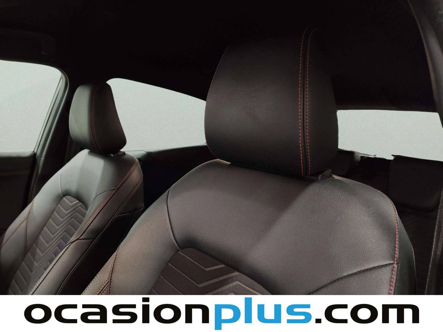 Extras y acabados del Ford Puma Ford Puma 1.0 EcoBoost MHEV ST-Line X (155 CV)