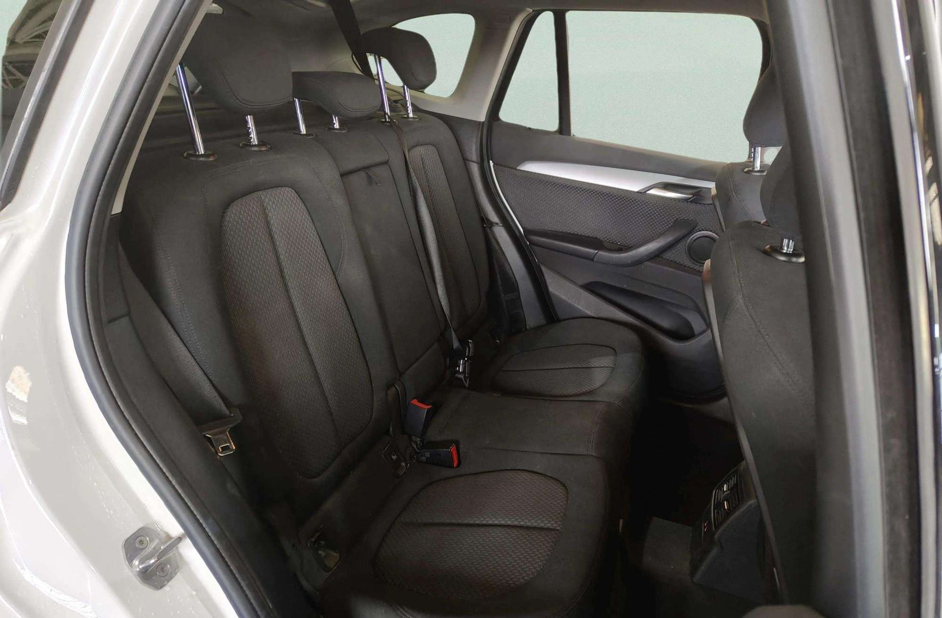BMW X1 sDrive18d - foto 17