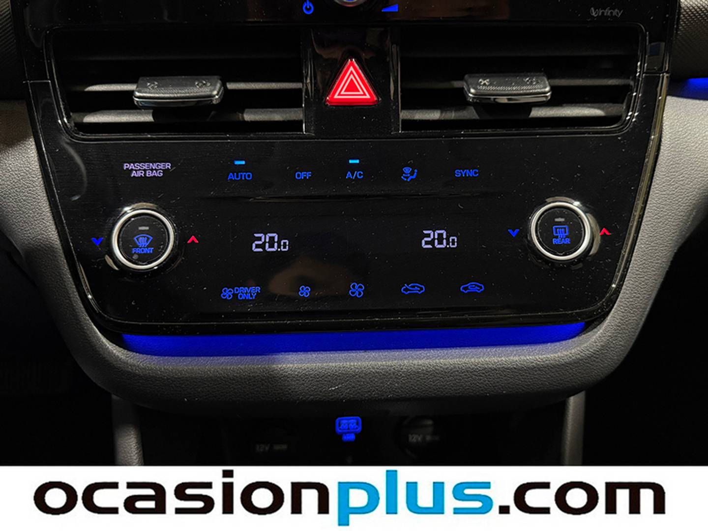 Foto Hyundai IONIQ Hyundai Ioniq 1.6 GDI PHEV Tecno DCT (141 CV)