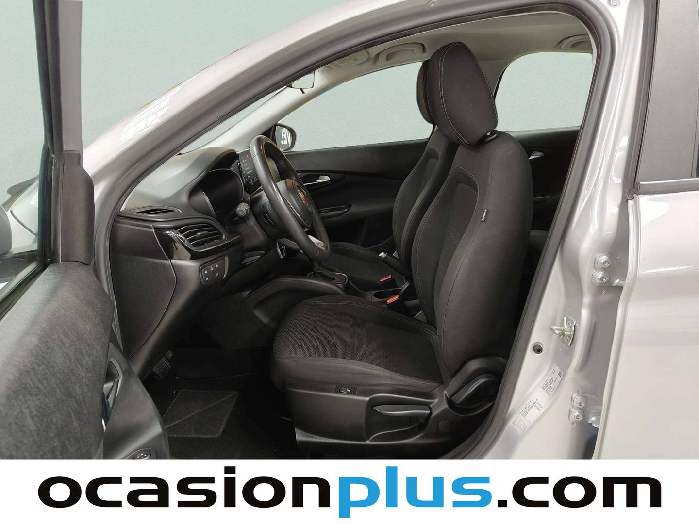 Foto asientos delanteros Fiat Tipo Fiat Tipo 1.5 Hybrid City Life DCT (130 CV)