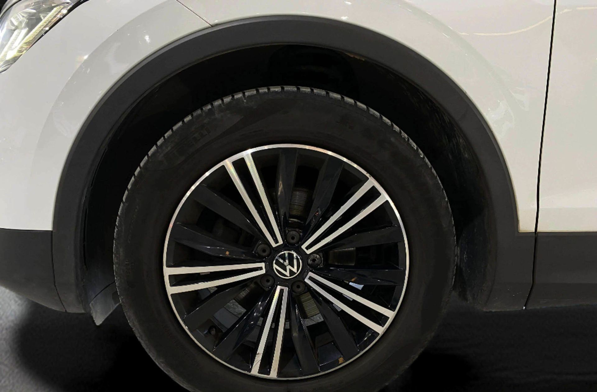 Volkswagen Tiguan Life 2.0 TDI DSG - foto 34