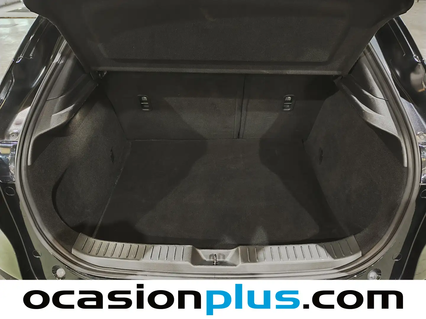 Foto Mazda CX-30 Mazda CX-30 e-SKY G MHEV Prime-line (140 CV)