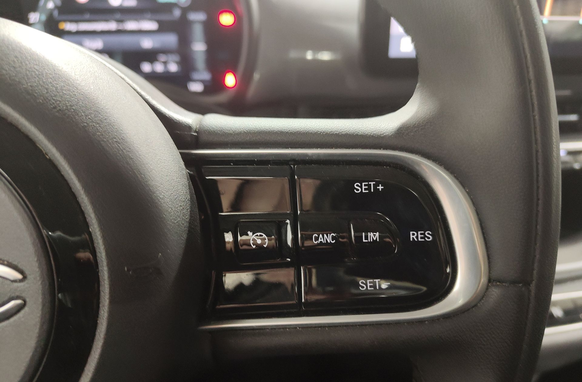 Fiat 500 Eléctrico Monotrim 320km - foto 24