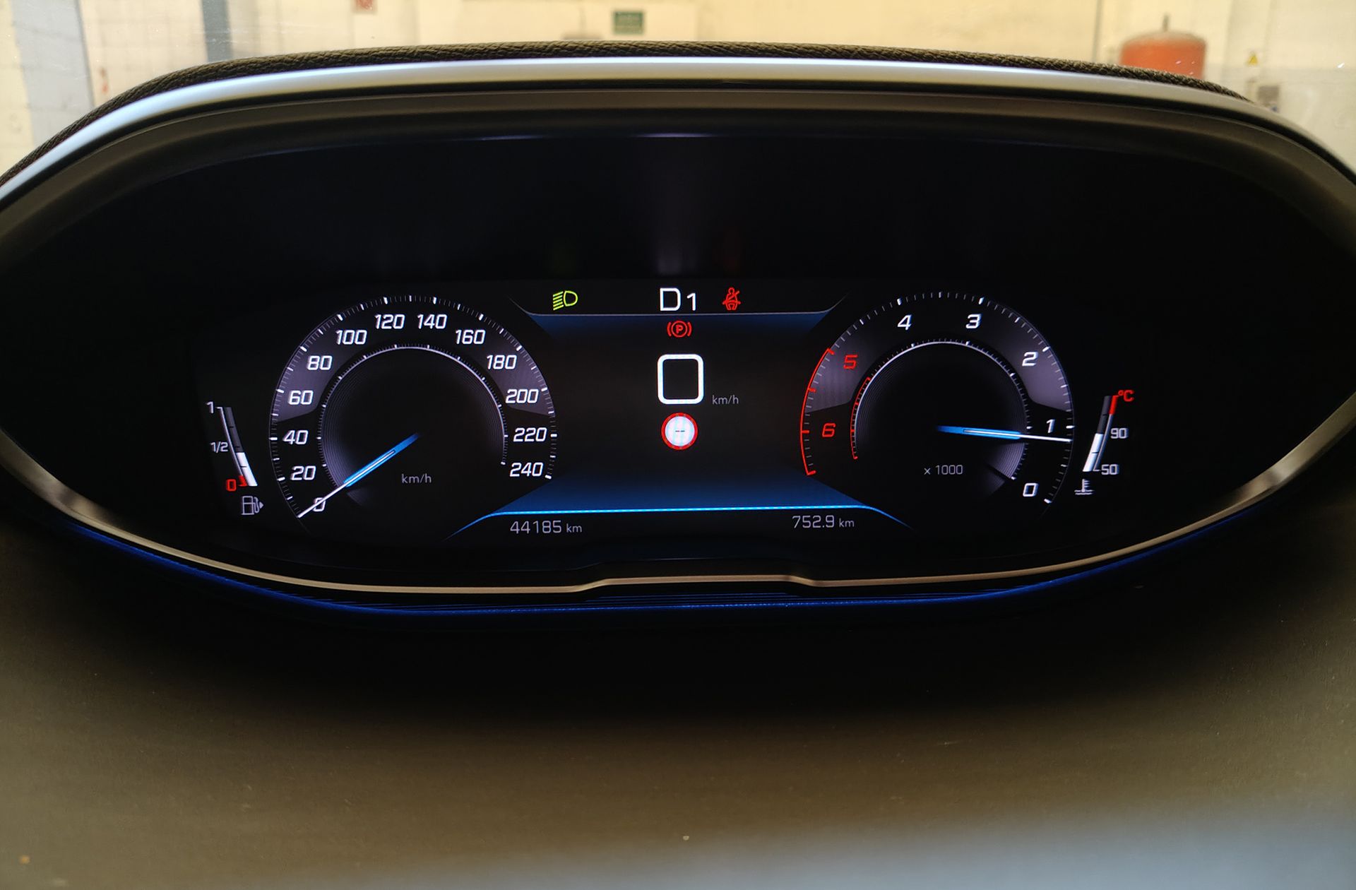 Peugeot 3008 BlueHDi 130 Active Pack EAT8 - foto 28