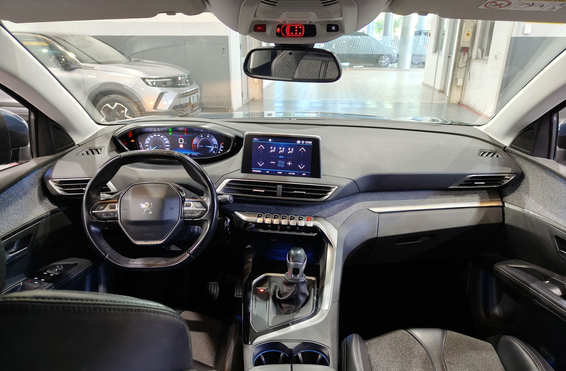 Peugeot 5008 BlueHDi 130 Allure - foto 6