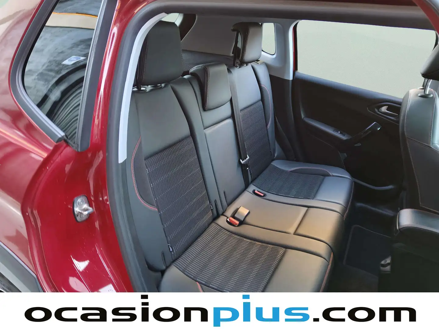 Foto Peugeot 2008 Peugeot 2008 PureTech 110 GT Line S&S EAT6 (110 CV)