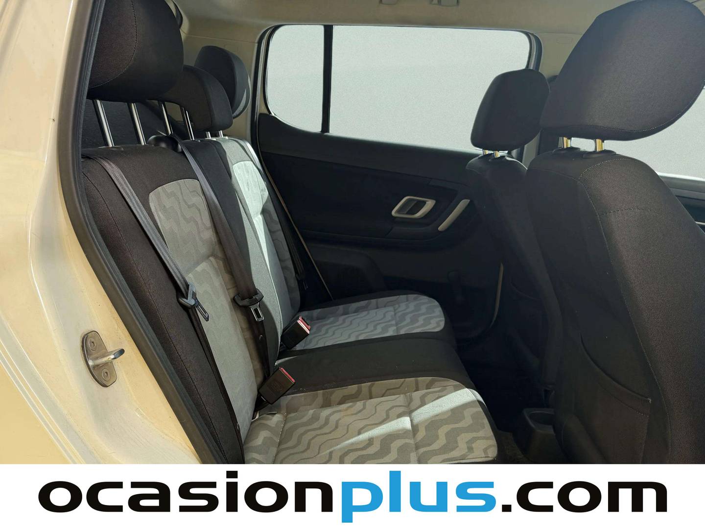 Foto Skoda Fabia Skoda Fabia 1.2 Young (60 CV)