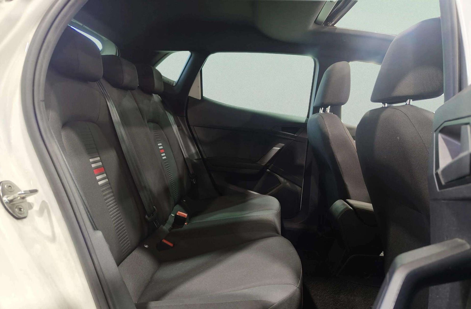 SEAT Ibiza 1.0 TSI FR - foto 21
