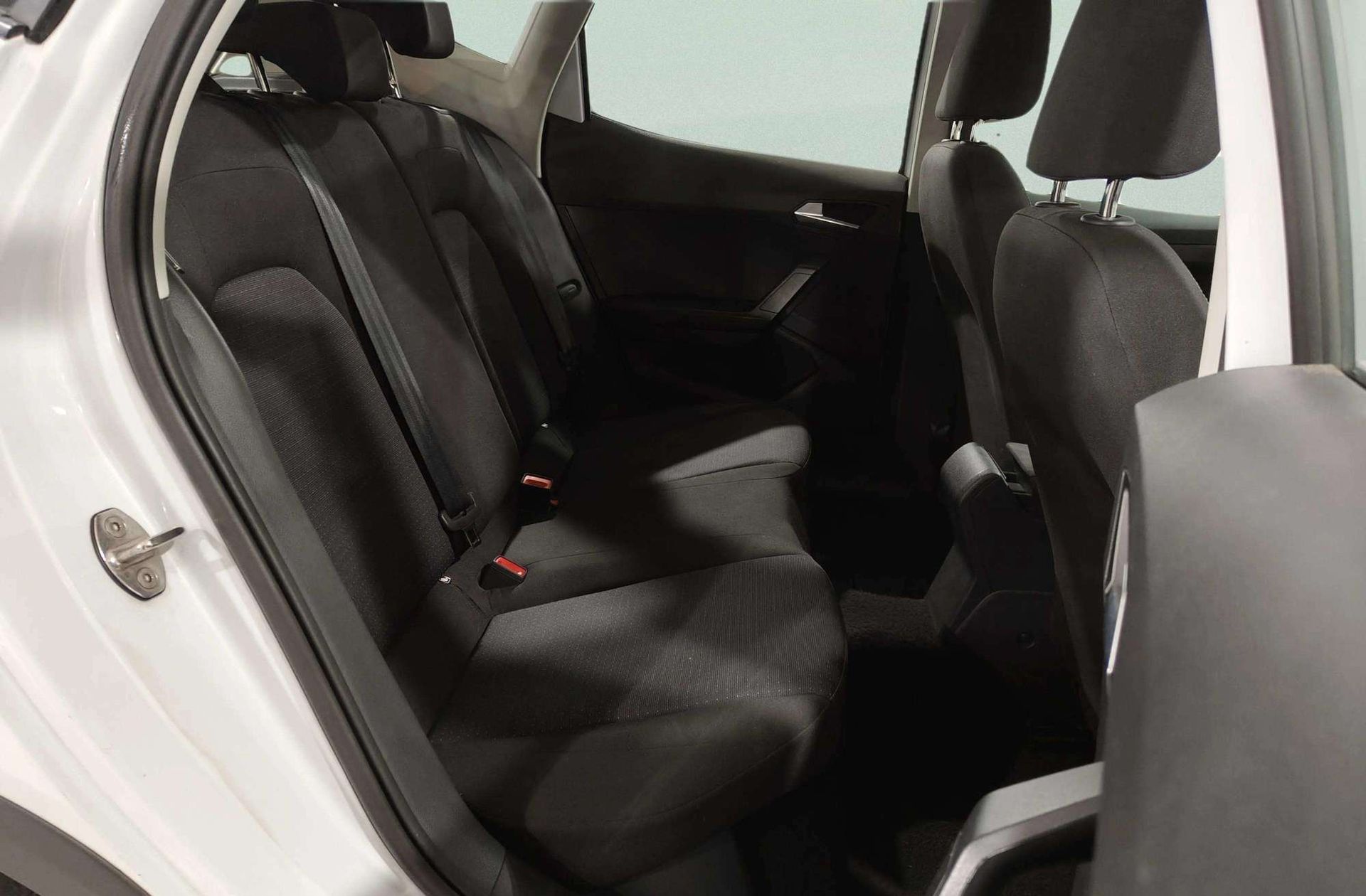 SEAT Arona 1.0 TSI Style XL DSG - foto 19