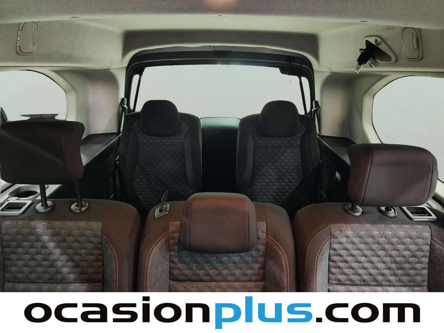 Foto Peugeot Rifter Peugeot Rifter BlueHDi 130 GT Long EAT8 (130 CV) 7 Plazas