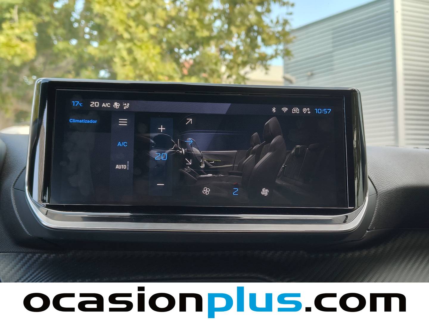 Foto Peugeot 2008 Peugeot 2008 Allure Hybrid eDCS6 (136 CV)