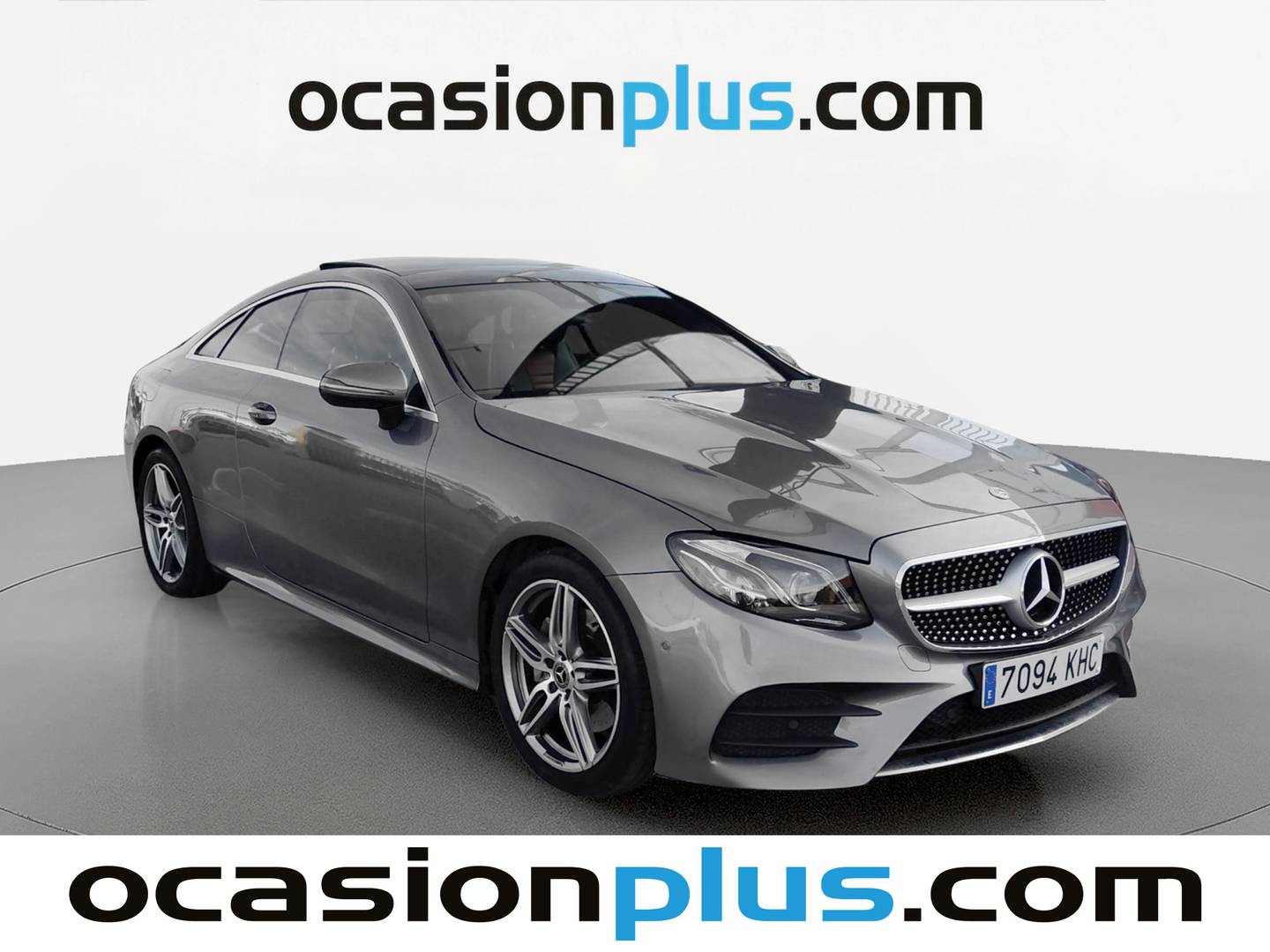 Foto delantera Mercedes Clase E Mercedes Clase E E 220 d Coupe (194 CV) Pack AMG derecha