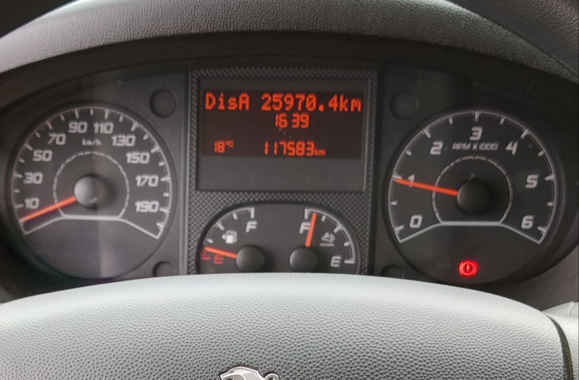 Peugeot Boxer Furgon BlueHDi 140 335 L3H2 - foto 19