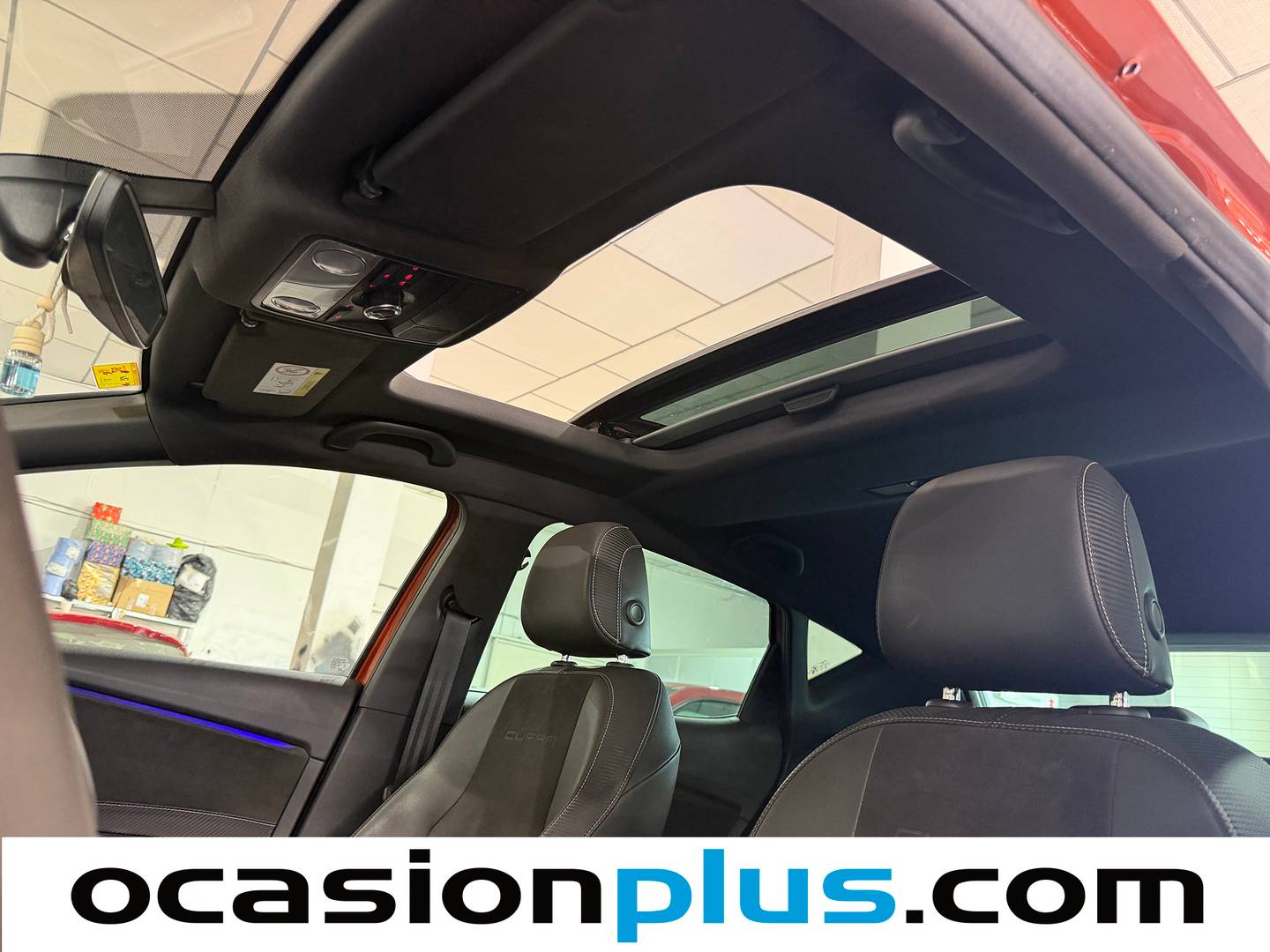 Extras y acabados del Seat León Seat León 2.0 TSI S&S Cupra DSG (300 CV)