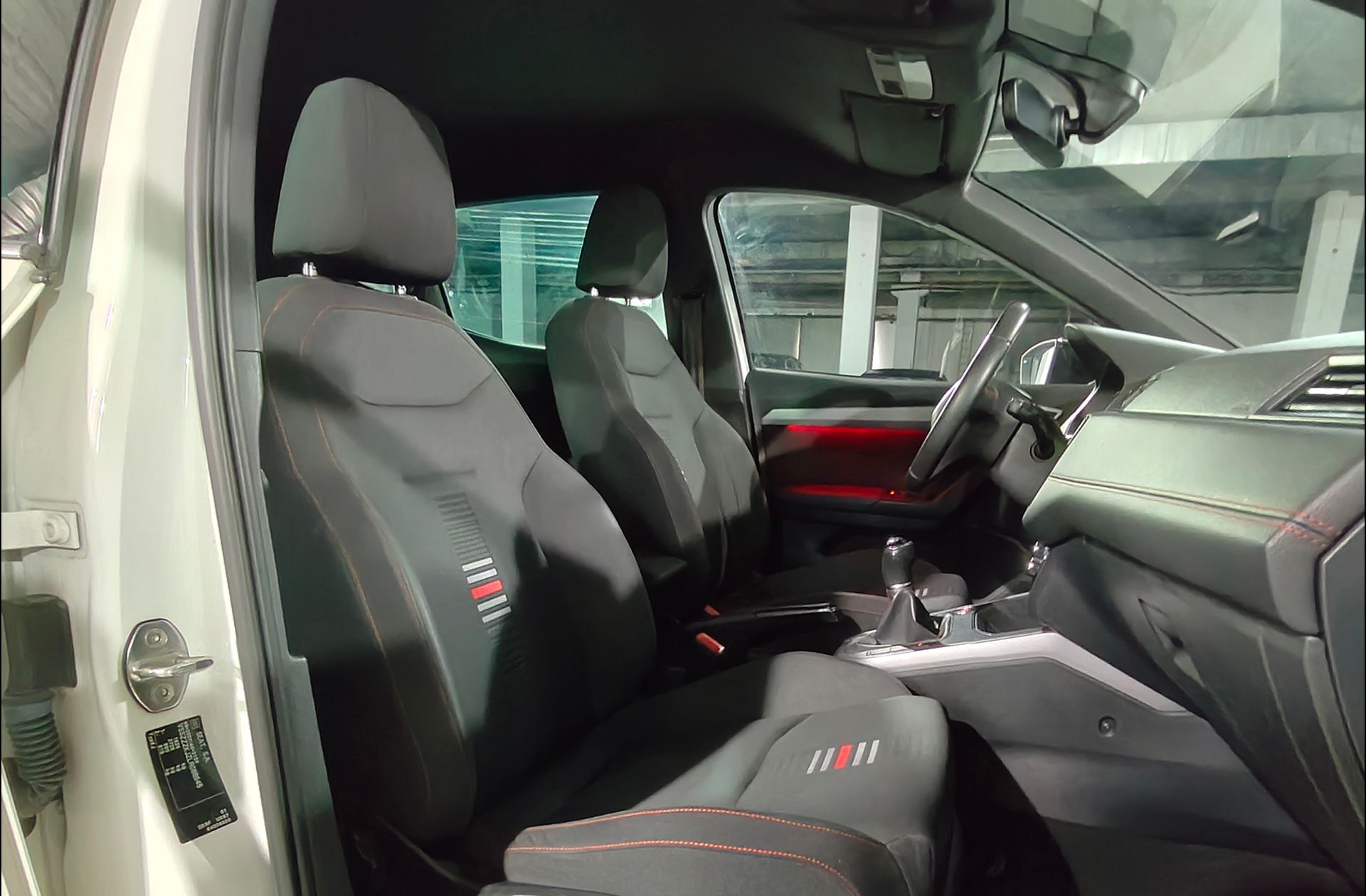 SEAT Arona 1.0 TSI Ecomotive FR Edition - foto 19