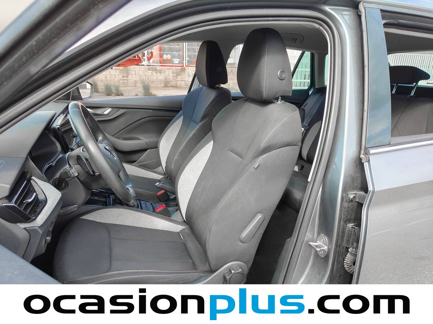 Foto asientos delanteros Skoda Kamiq Skoda Kamiq 1.0 TSI Selection DSG (115 CV)