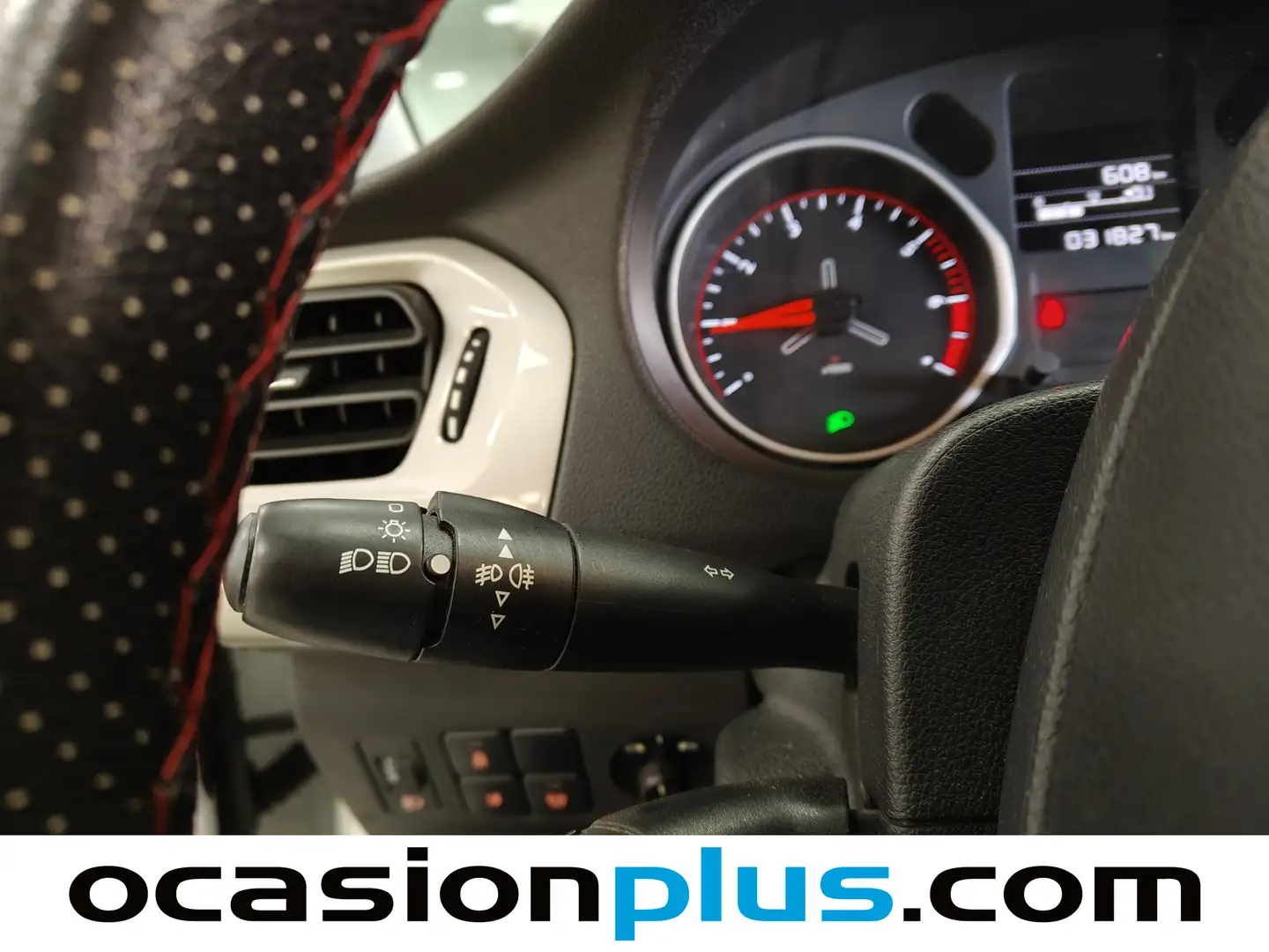 Foto Citroën C-Elysée Citroen C-Elysee BlueHDi 100 Shine (102 CV)