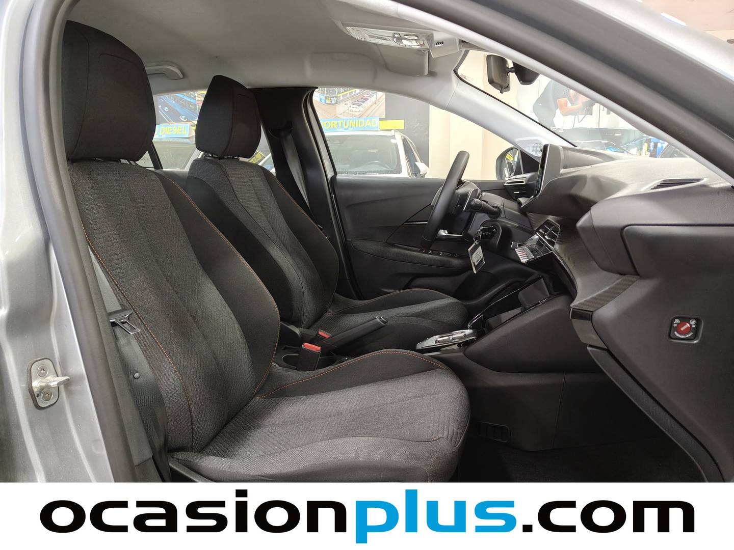 Peugeot 208 Peugeot 208 Style Hybrid 110 eDCS6 (110 CV) 2025