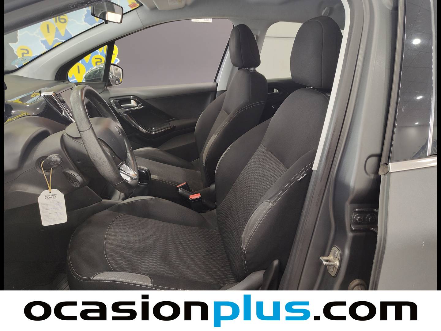 Foto asientos delanteros Peugeot 208 Peugeot 208 PureTech 82 S&S Active (82 CV)