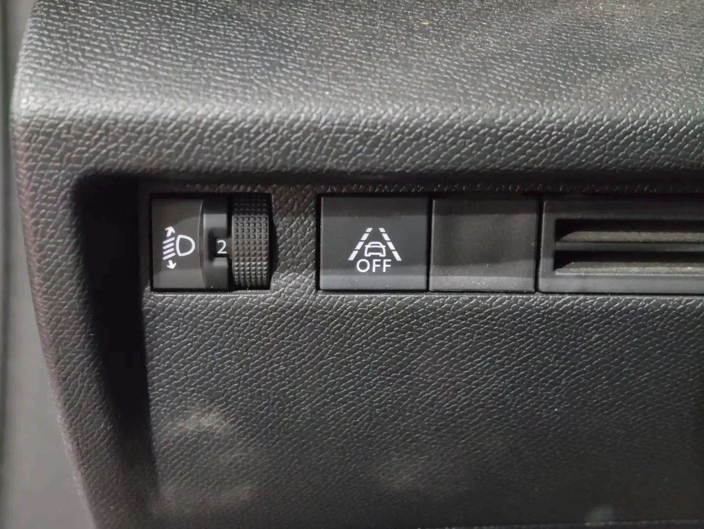 Foto Citroën C4 Citroen C4 PureTech 130 S&S 6v Feel Pack (130 CV)