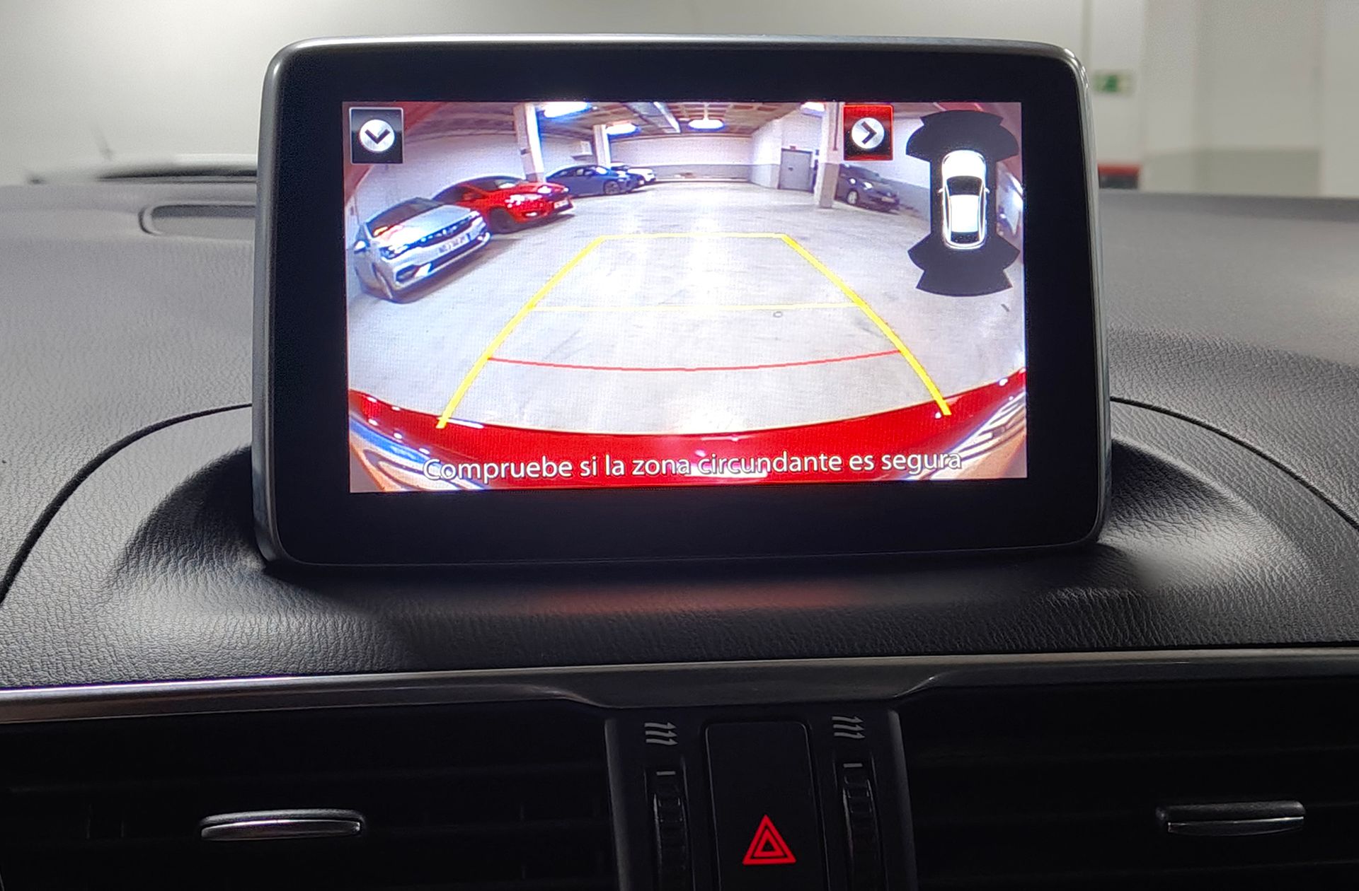 Mazda Mazda3 2.0 GE Luxury - foto 8