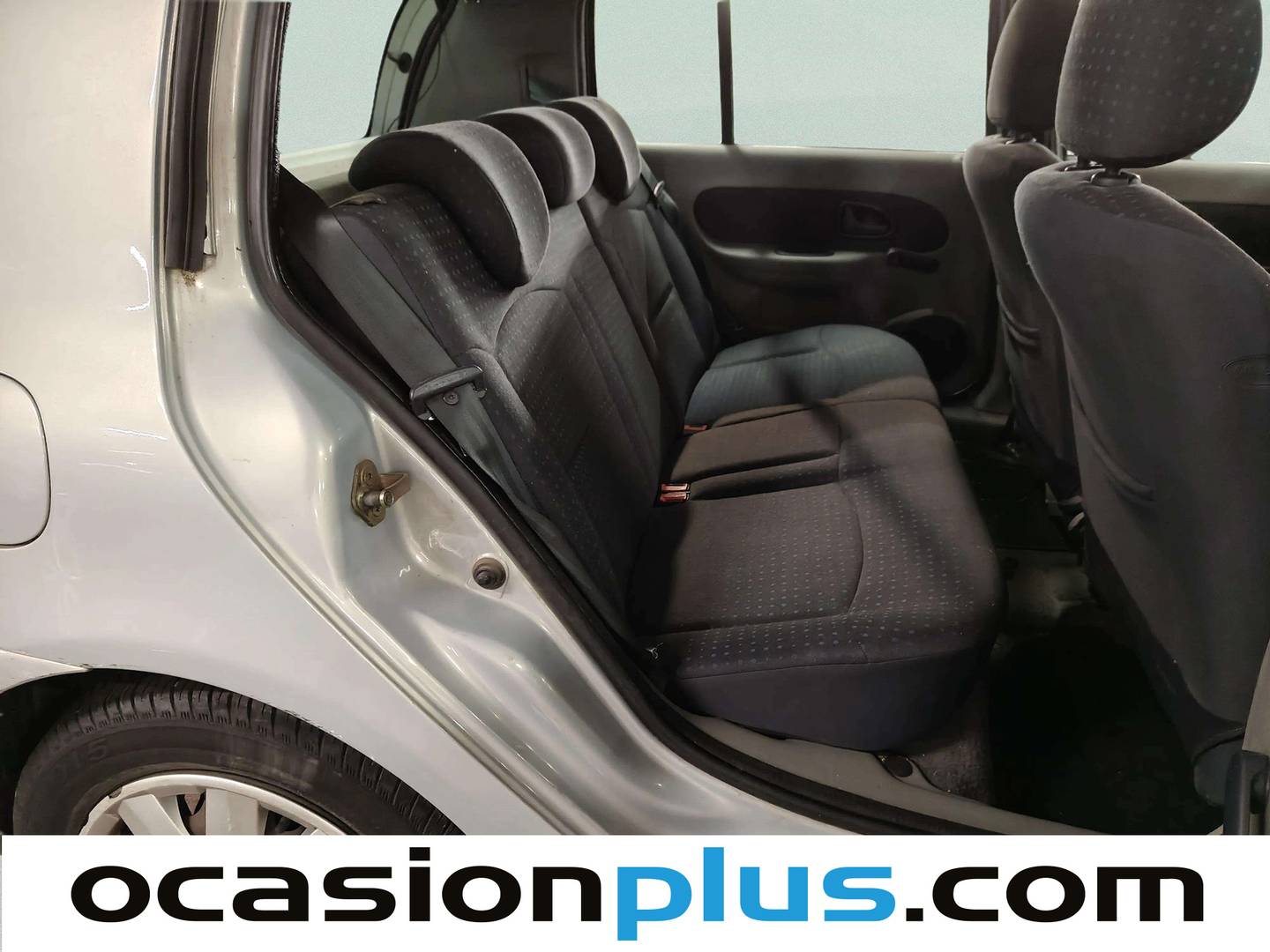Renault Clio Renault Clio Confort Expression 1.2 16v (75 CV) al mejor precio