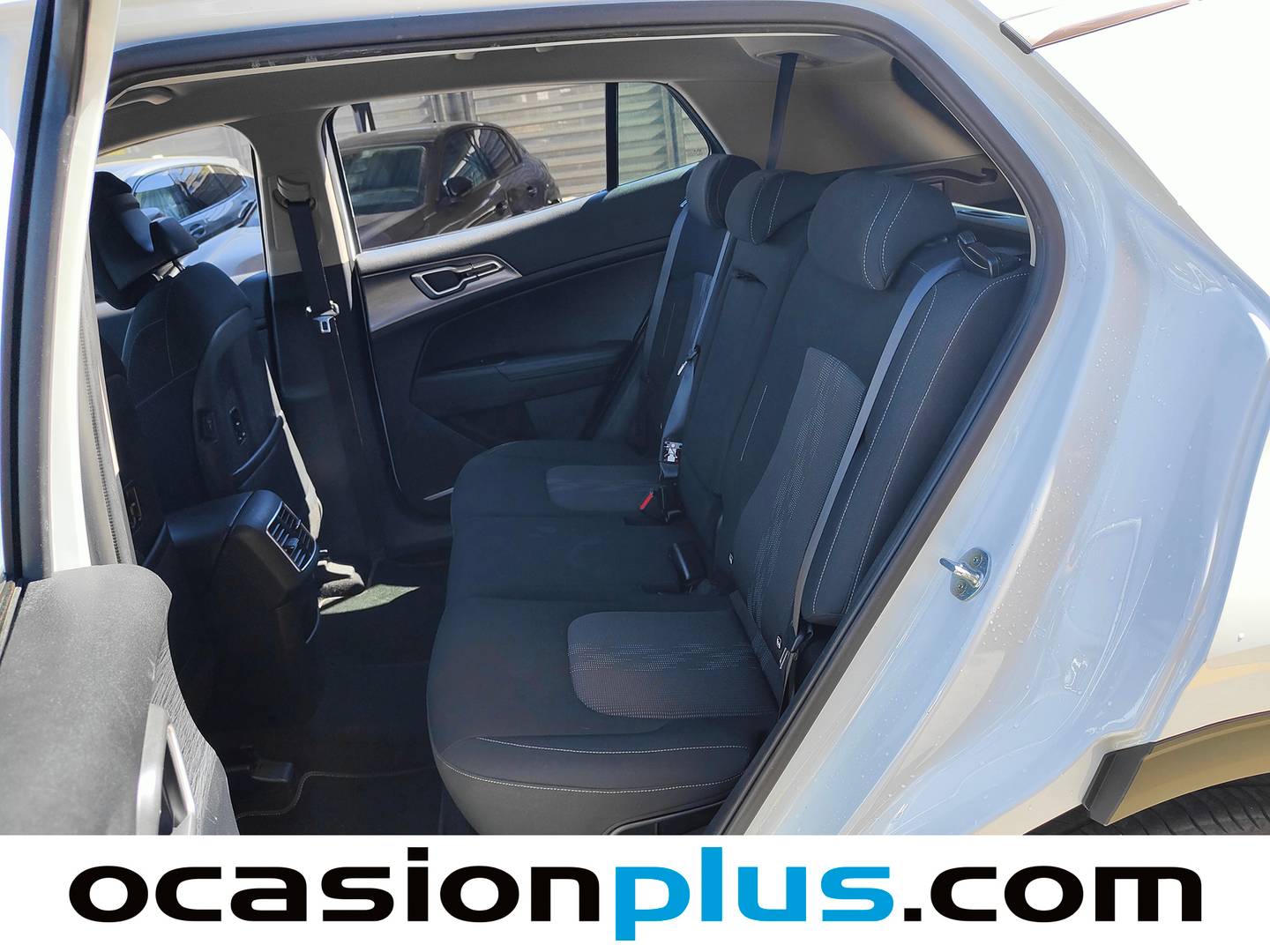 Foto asientos traseros KIA Sportage KIA Sportage 1.6 T-GDi MHEV Drive 4x2 (150 CV)