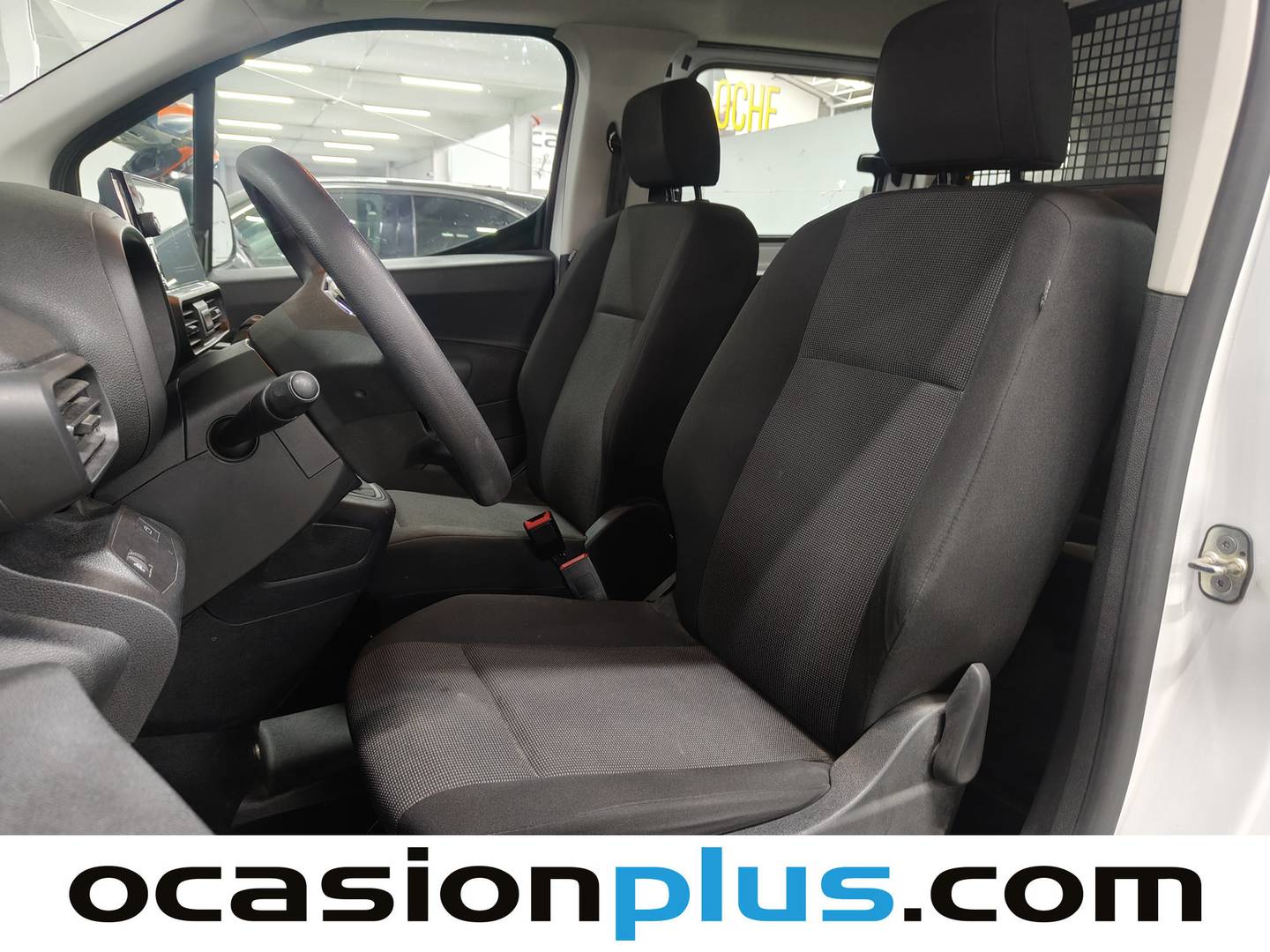 Foto asientos delanteros Citroën Berlingo Citroën Berlingo Combi BlueHDi 100 S&S Talla M You (102 CV)
