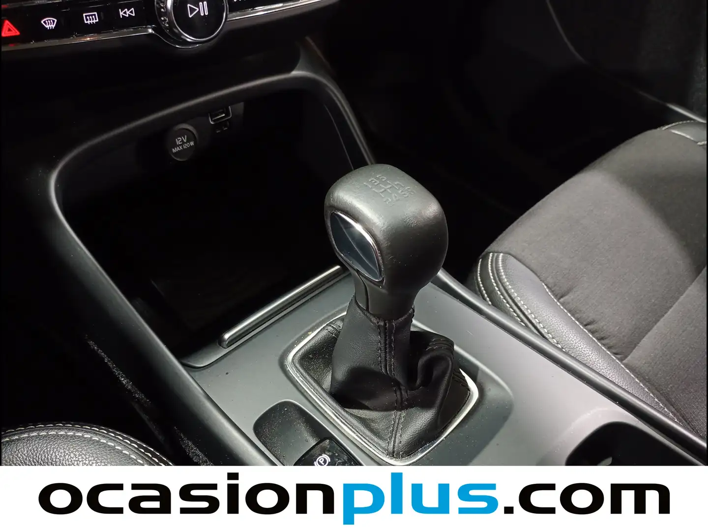 Foto Volvo XC40 Volvo XC40 T3 Momentum (156 CV)