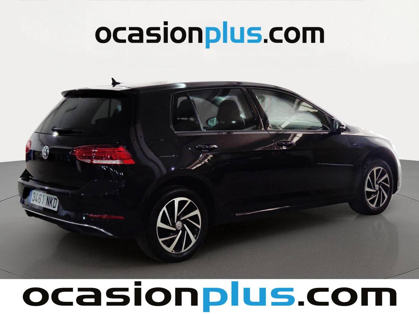 Foto trasera Volkswagen Golf Volkswagen Golf Advance 1.0 TSI (115 CV) derecha