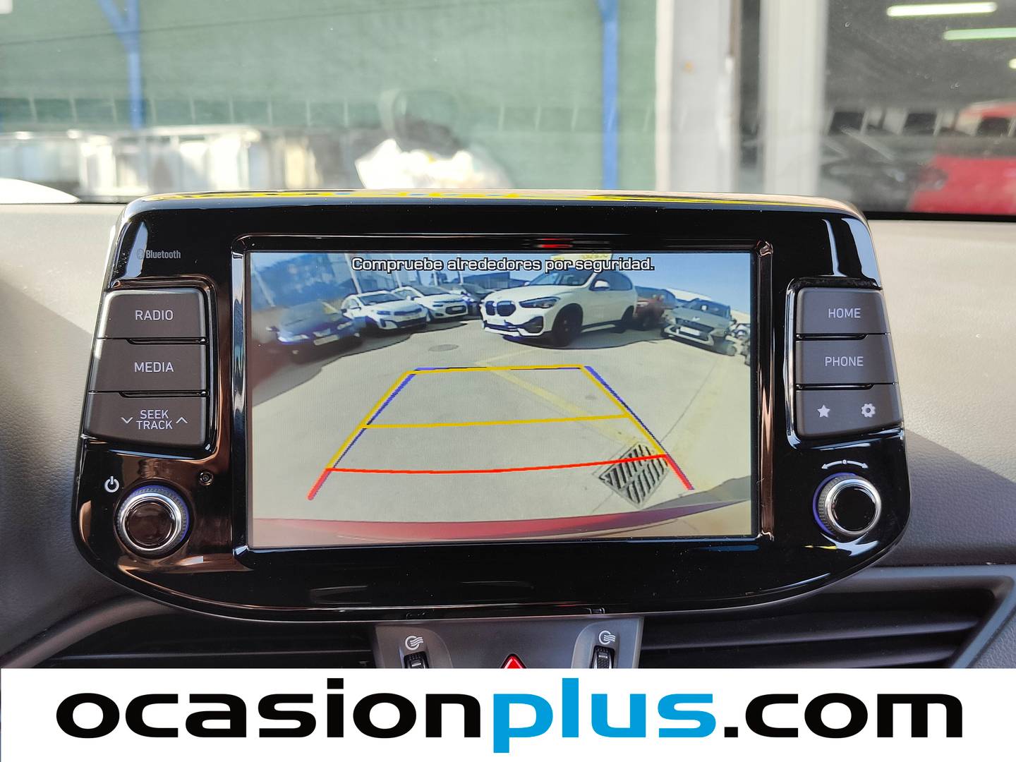 Equipamiento del Hyundai i30 Hyundai i30 1.0 TGDI Go! (120 CV)