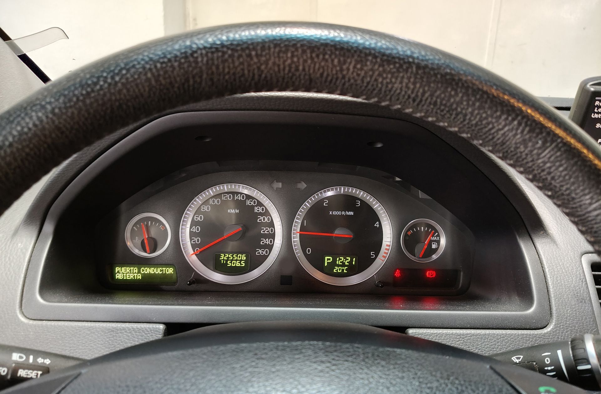 Volvo XC90 D5 Executive - foto 28