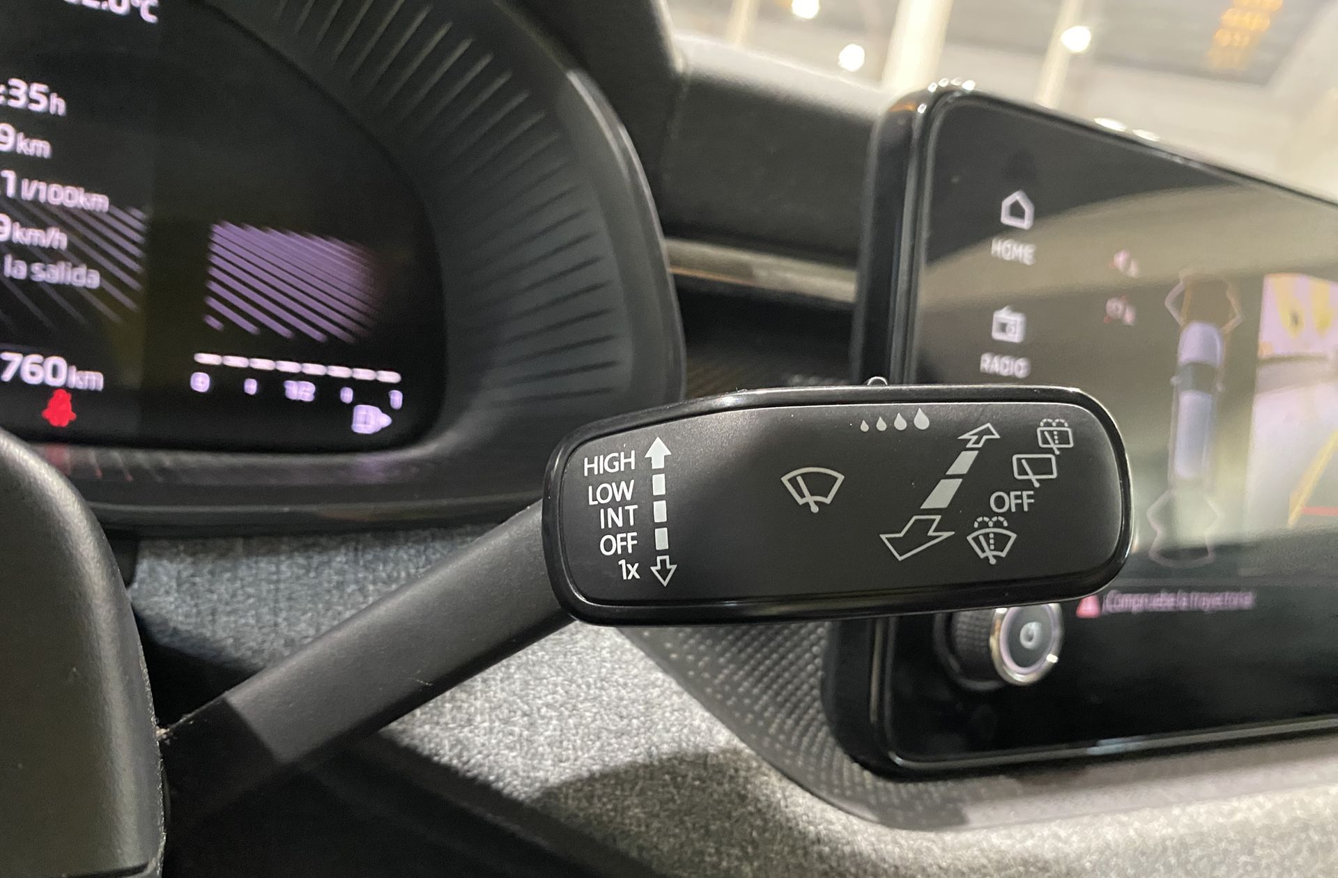 Škoda Scala 1.0 TSI Selection - foto 27